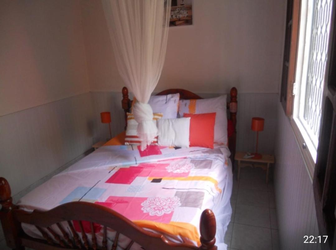 Chez Tatie Juju Villa Sainte-Anne  Eksteriør billede